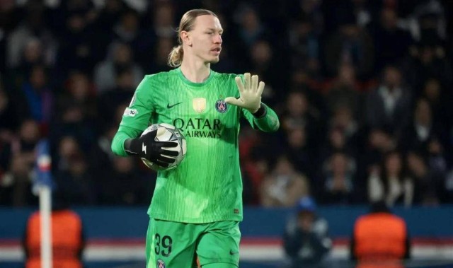 12亿豪门一夜崩盘！核心怒喷队友自私，主帅当场翻脸，法甲变天在即