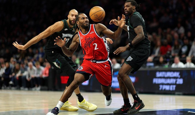 伦纳德41分爱德华兹23分 快船胜森林狼